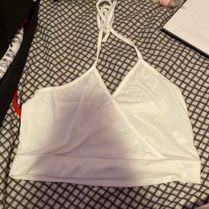 never worn, cute top, dont look good on me